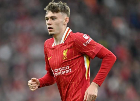 利物浦新星布拉德利：歐冠賽場閃耀，青訓(xùn)教練盛贊其天賦與智慧