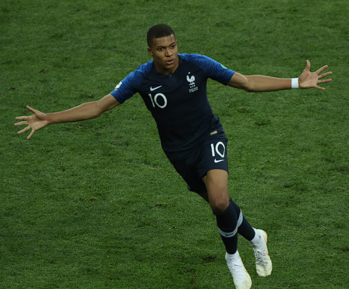 CBS歐冠節(jié)目聚焦：貝爾、亨利剖析利物浦1 - 0皇<a href='https://www.m.xiyueyinxiang.com/news/tag/956.html' style='color: blue;'>馬賽</a>事