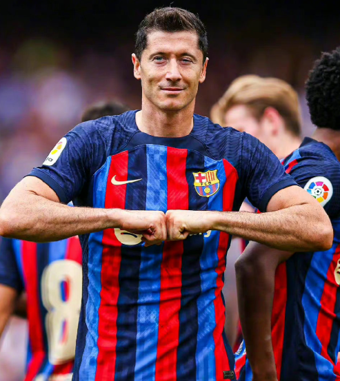 <a href='https://www.m.xiyueyinxiang.com/news/tag/284.html' style='color: blue;'>西甲</a>激戰(zhàn)巴薩客場(chǎng)告捷，萊萬(wàn)帽子戲法后暢談賽后心得