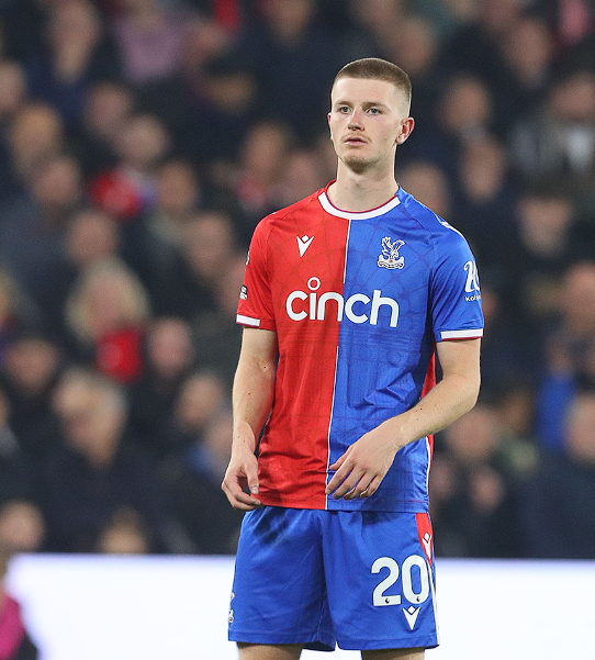 曼聯(lián)中場(chǎng)困局：約克剖析亞當(dāng)·沃頓與探尋解決之道