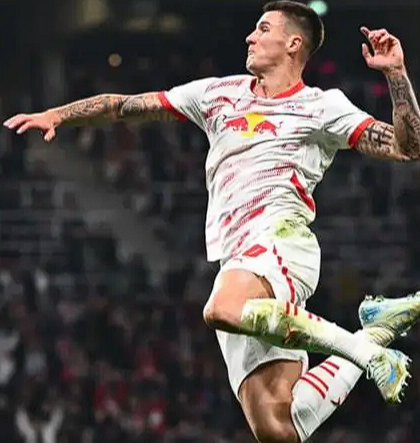 曼聯(lián)鋒線危機(jī)：舍什科傷病牽動賽程，球隊陣容調(diào)整待考