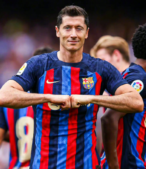 萊萬新諾坎普首秀破門，續(xù)寫<a href='https://www.m.xiyueyinxiang.com/news/tag/258.html' style='color: blue;'>巴薩</a>傳奇篇章