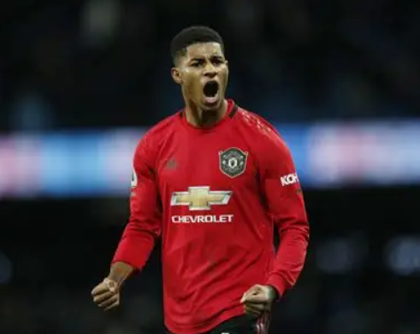 曼聯(lián)重建進(jìn)行時(shí)：陣容調(diào)整與轉(zhuǎn)會風(fēng)云