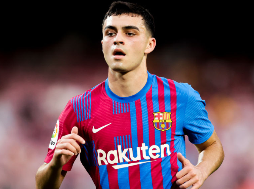 佩德里等球員回歸，弗里克盼巴薩逆襲爭(zhēng)冠