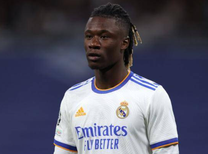 利物浦將卡馬文加列中場(chǎng)引援首選，多隊(duì)競(jìng)逐這位法國(guó)中場(chǎng)新星