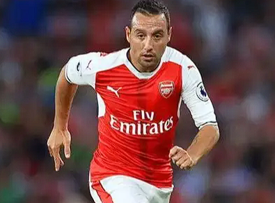 西甲賽場：卡索拉紅牌風波與職業(yè)生涯軌跡