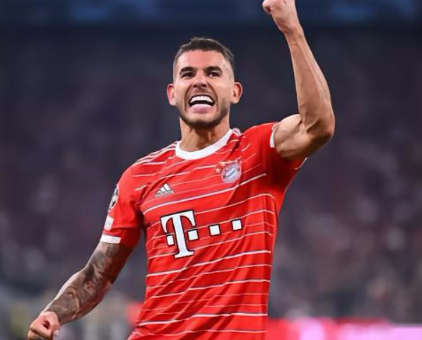 盧卡斯·埃爾南德斯肘擊受罰，巴黎左后衛(wèi)位置臨挑戰(zhàn)