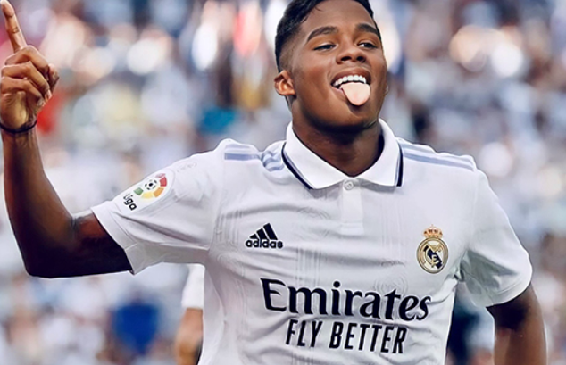 皇馬困境：三場關(guān)鍵戰(zhàn)定阿隆索命運，耐心與危機并存